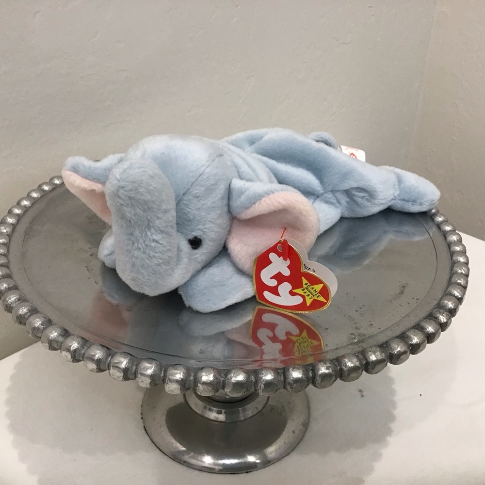“Peanut” Beanie Baby the Elephant — DOB 01/25/1995